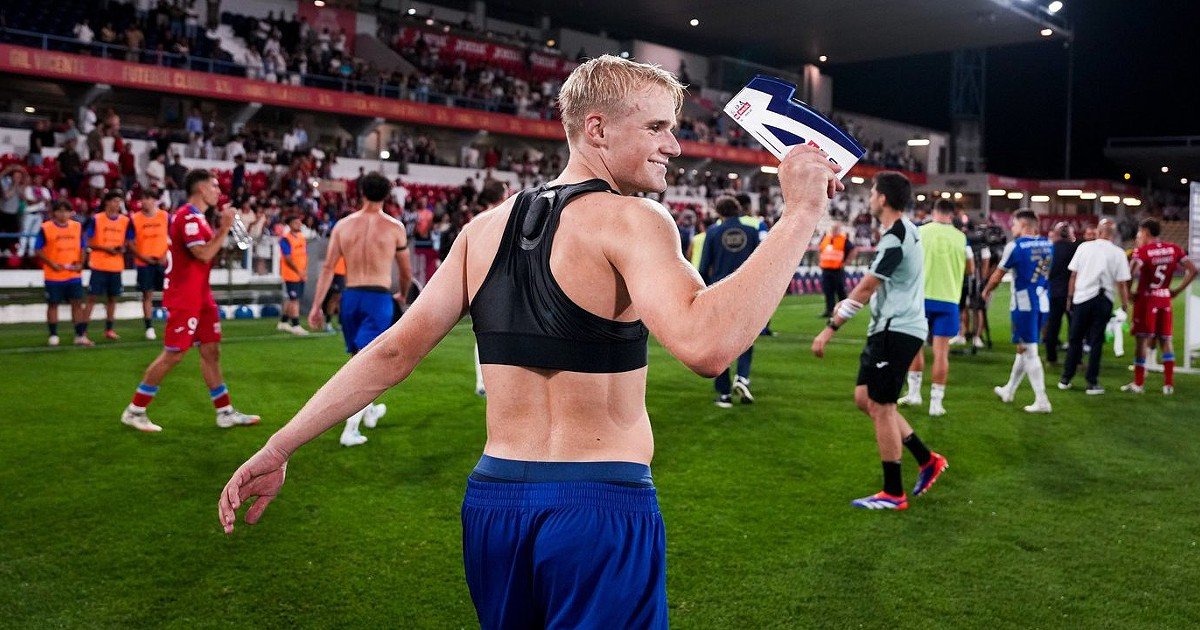 Froholdt continua a deslumbrar: técnico dinamarquês e ex-jogador rendem-se a louvores ao atleta do FC Porto