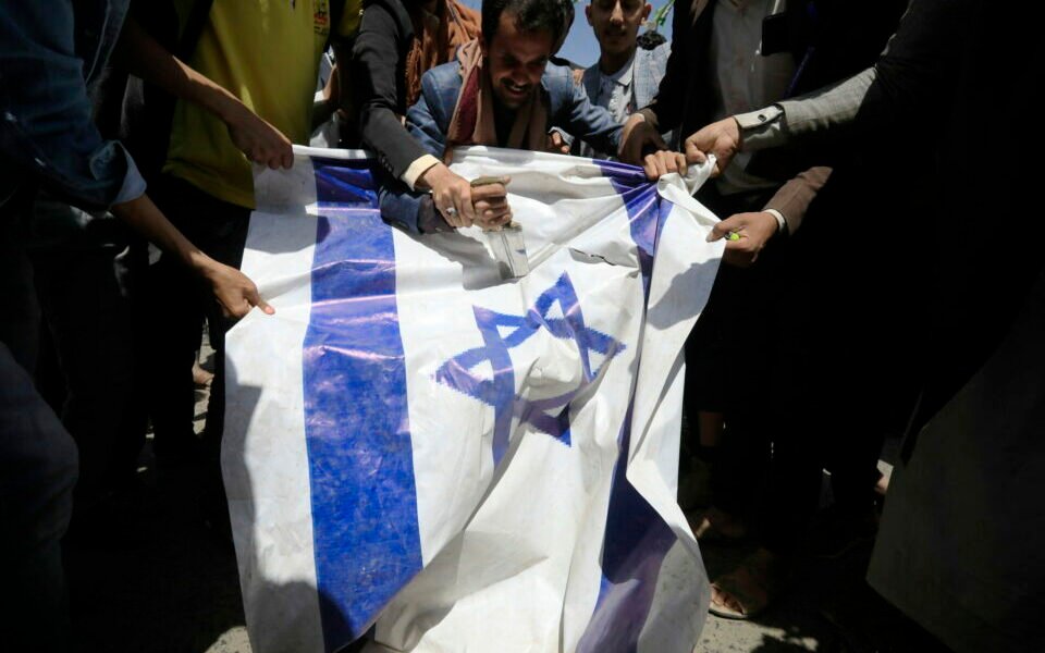 Nações árabes e muçulmanas buscam pacto de defesa contra Israel