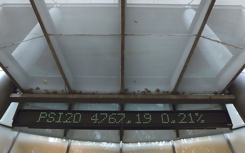 PSI se abre em alta e simboliza esperança europeia