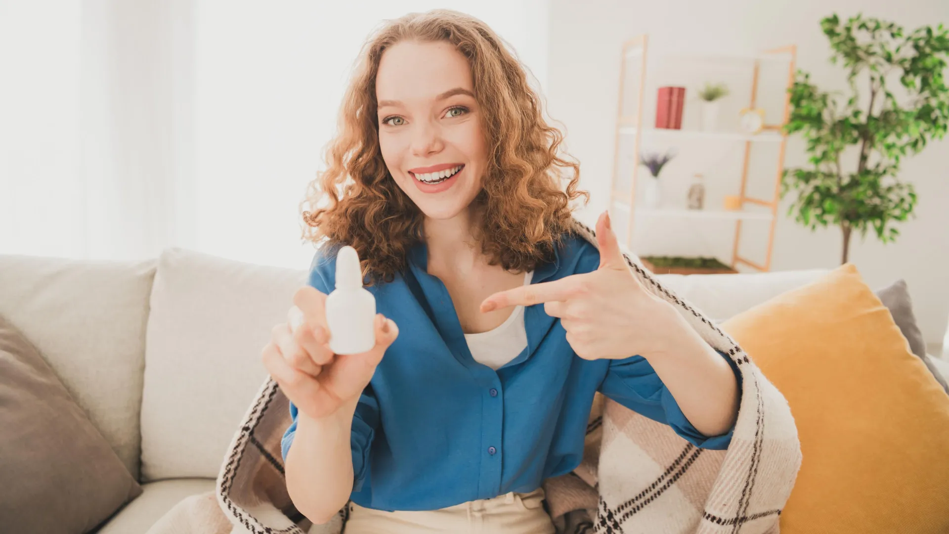 Spray antialérgico comum reduz risco de COVID-19 em teste surpreendente