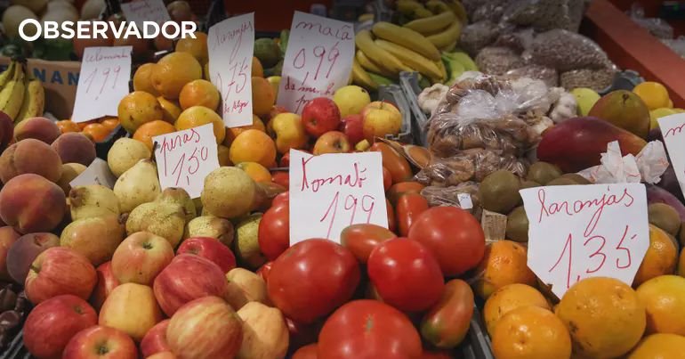 INE reporta aumento de 2,8% na inflação em agosto. Produtos alimentícios seguem pressionando os custos.