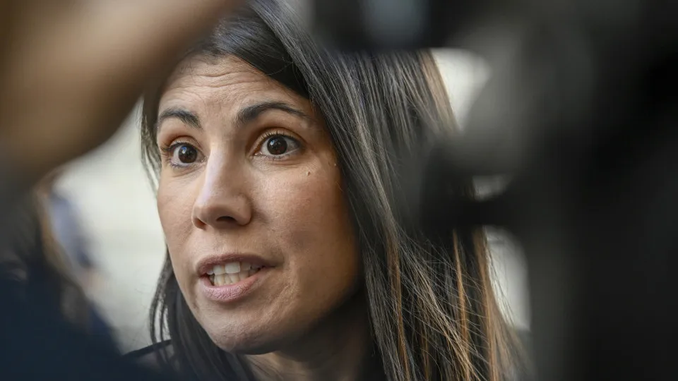 Líder da BE saúda pacto de paz em Gaza, mas afirma que Israel deve ser punido.