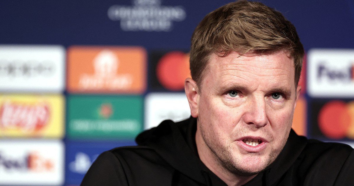 Técnico do Newcastle rejeita conceito de um Benfica cauteloso: 'Não travaram o ônibus contra o FC Porto'