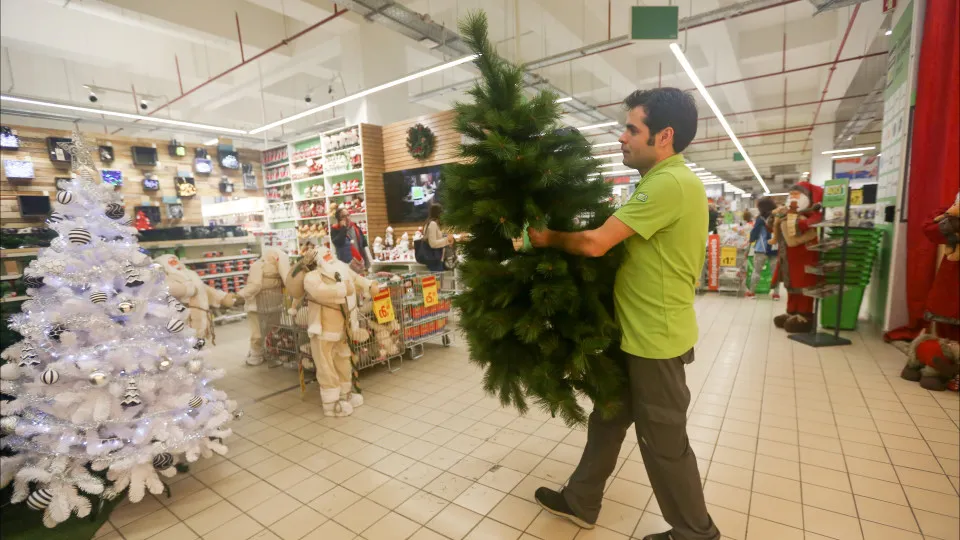 Desafios Natalinos: Empresas Enfrentam Dificuldades na Contratação de Perfis Operacionais - PPulse