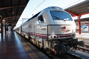 Cinco horas e vinte minutos de trem para apenas 500 km: O trajeto Lisboa-Madrid é 'a conexão imprescindível'