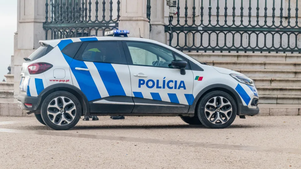 Assaltou diversas lojas no centro de Lisboa - e até agrediu funcionários.