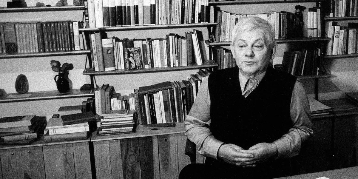 Labirinto à Beira do Oceano