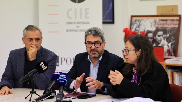 Mulher Encarcerada em Chiado? Exposição "representa ciclo de medo