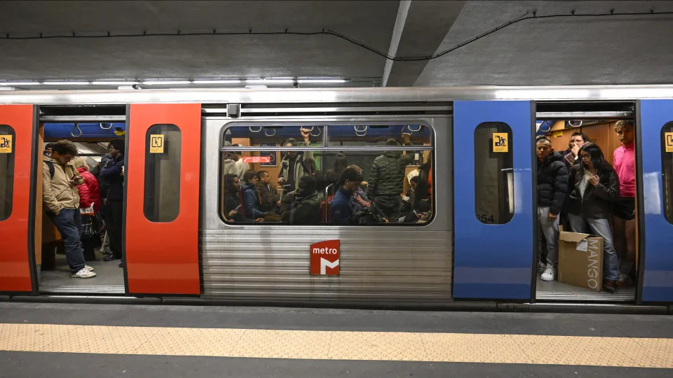 Trânsito reestabelecido na Linha Verde do metrô de Lisboa - PPulse