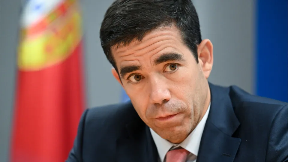 Governo autoriza solicitação de empréstimo europeu para reabilitar veículos blindados - PPulse