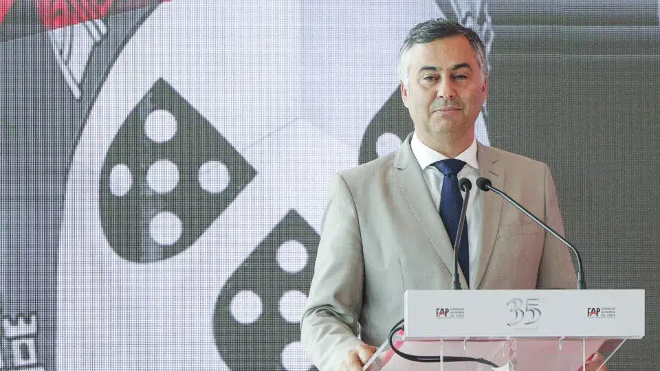 Governo irá "facilitar" o numerus clausus para acesso a vagas no Ensino Superior - PPulse