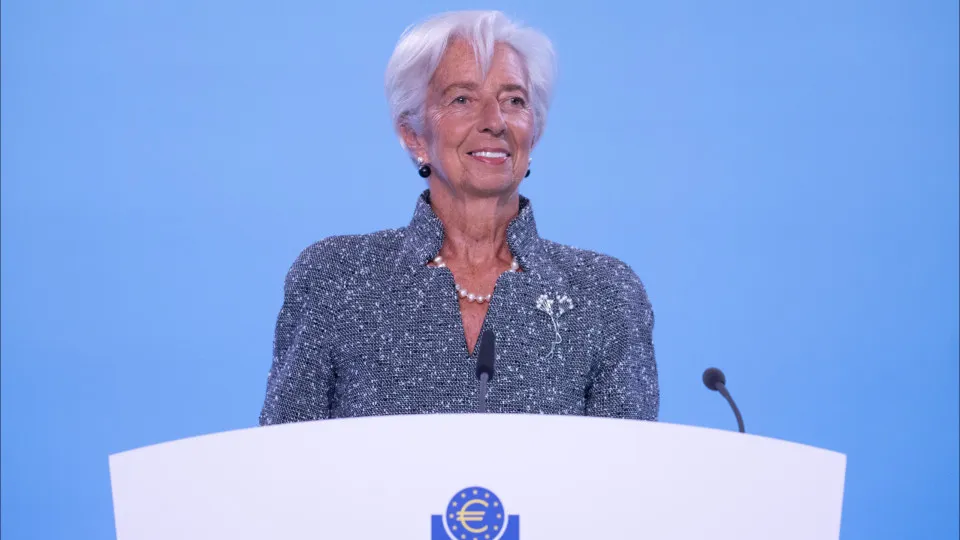 Lagarde afirma que a ausência de investimentos pode levar à "estagnação orçamentária" - PPulse