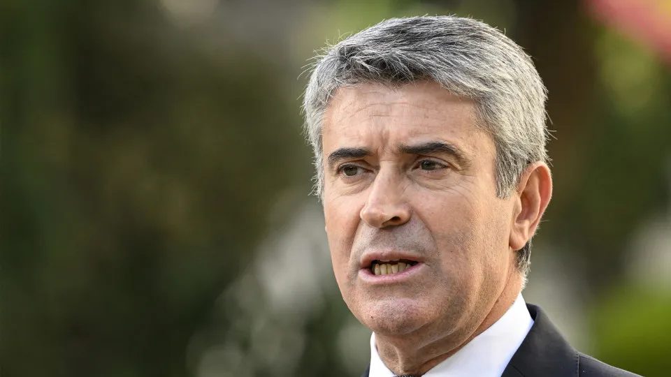 Decisão Incorreta." Carneiro condena a retirada de verbas PRR da Saúde - PPulse.