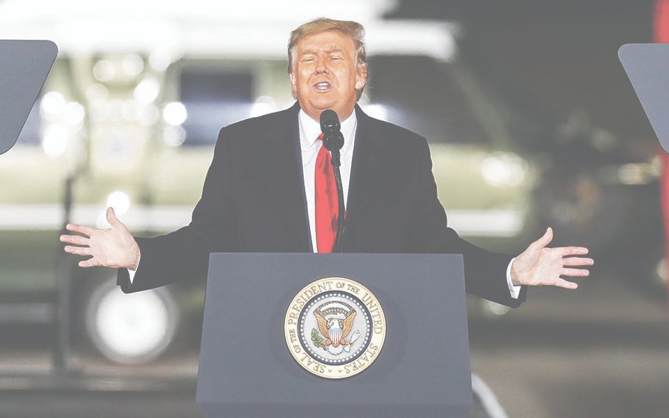 Trump afirma que houve "vários avanços" em encontro com Zelensky