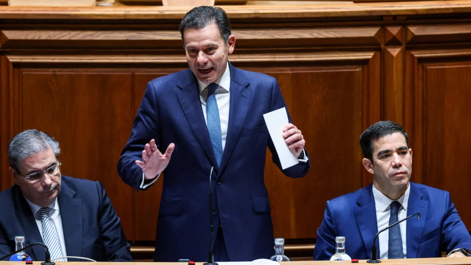 A nova lei de repatriação de imigrantes encerrará normativas "que favorecem desvios"