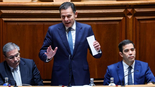 Não haverá revolução ou perda de direitos. A greve não faz sentido.