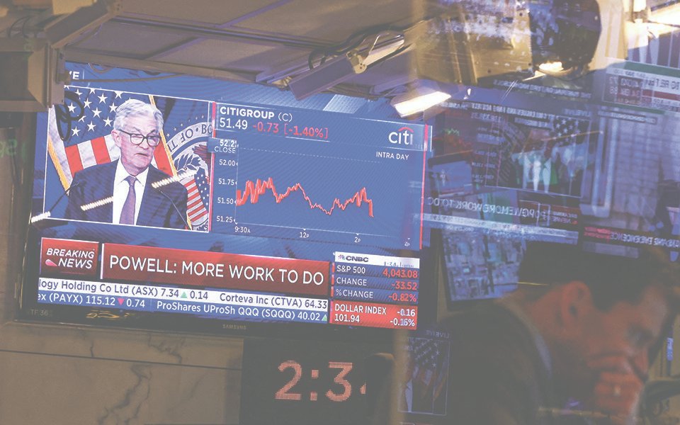 Wall Street em alta à medida que o mercado aguarda os juros do Fed e os resultados das grandes tecnologias.