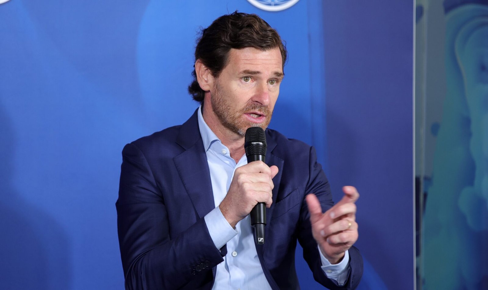 André Villas