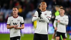 Carlos Vinícius exalta Bruno Lage e relembra trajetória pelo Benfica: «Um dos principais times globais»