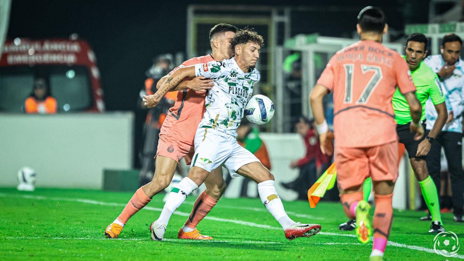 Emprestado pelos leões aprecia acertar o pé frente ao Benfica