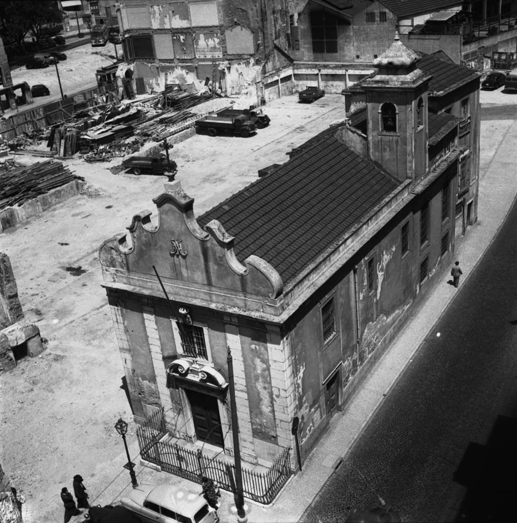 Quais mistérios estão ocultos na extensa trajetória de Martim Moniz?