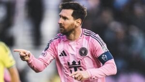 Lionel Messi oficializa compra de equipe espanhola e estabelece plano a longo prazo
