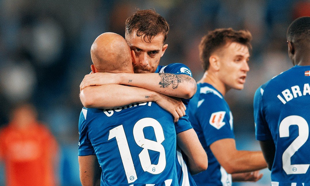 Defesa poderoso do FC Porto mirando a Copa do Mundo 2026: «Está no auge»