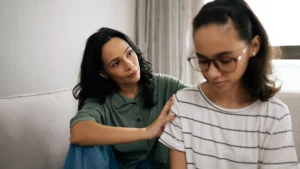 A alimentação dos adolescentes pode influenciar sua saúde mental mais do que imaginamos.