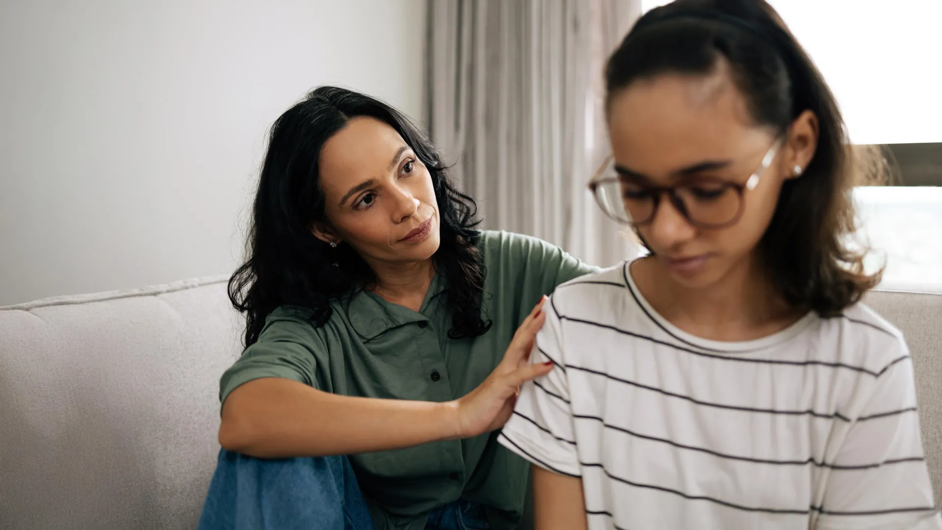 A alimentação dos adolescentes pode influenciar sua saúde mental mais do que imaginamos.