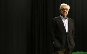 "Trump comunica ao planeta que tudo se resolve com sua determinação"