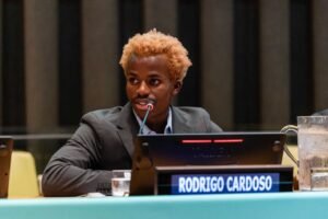 A comunicação que transportei da Buraca até à ONU