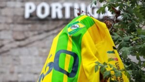 Mafra supera Vitória SC B e se beneficia de erro do Belenenses para seguir na luta pela ascensão à Segunda Divisão