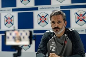 Belenenses anuncia desligamento de Tiago Zorro da liderança técnica