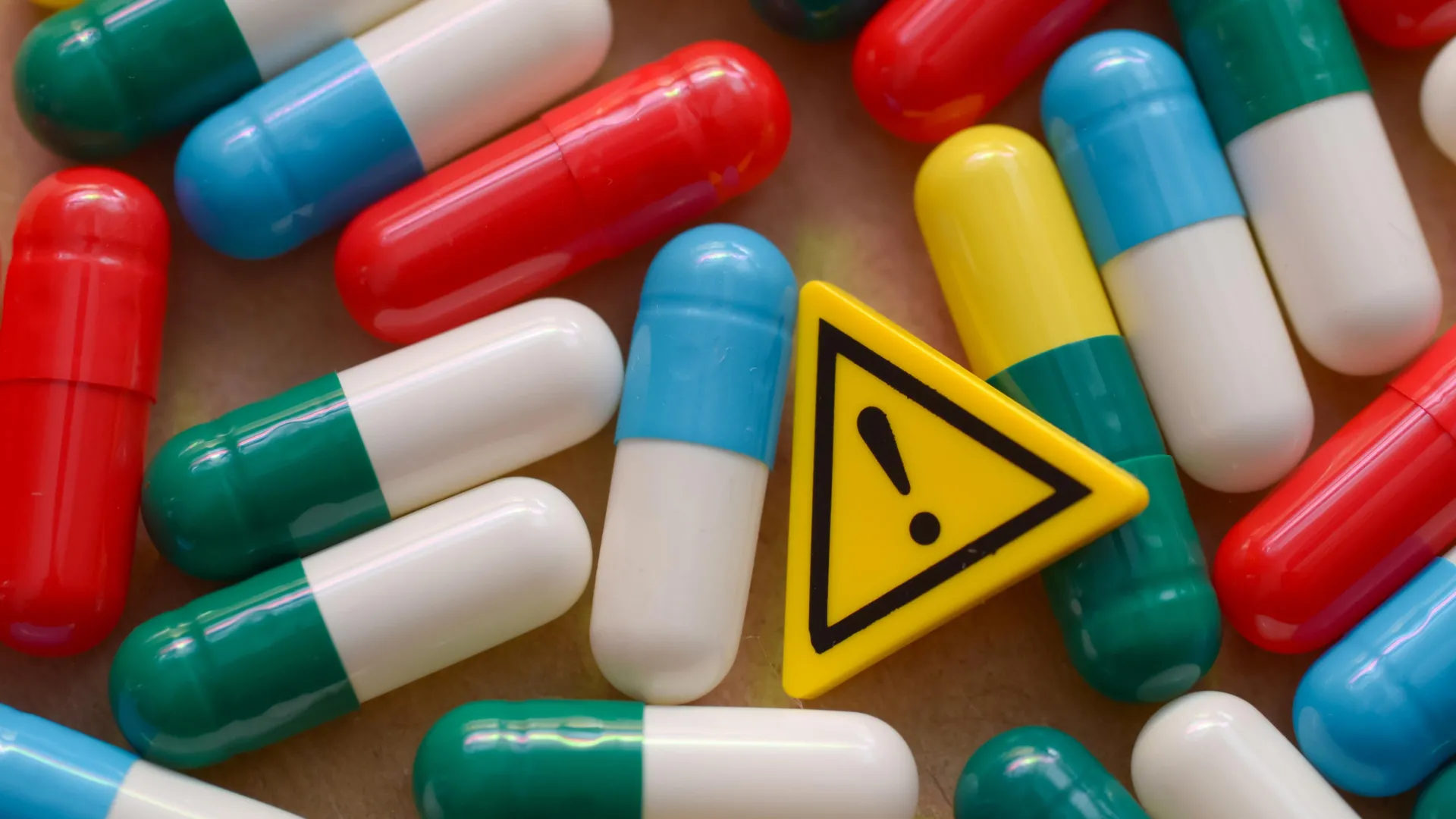 Medicamentos comuns para SII associados a maior risco de mortalidade em estudo significativo